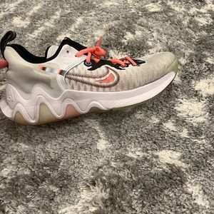 giannis immortality women’s basketball shoes